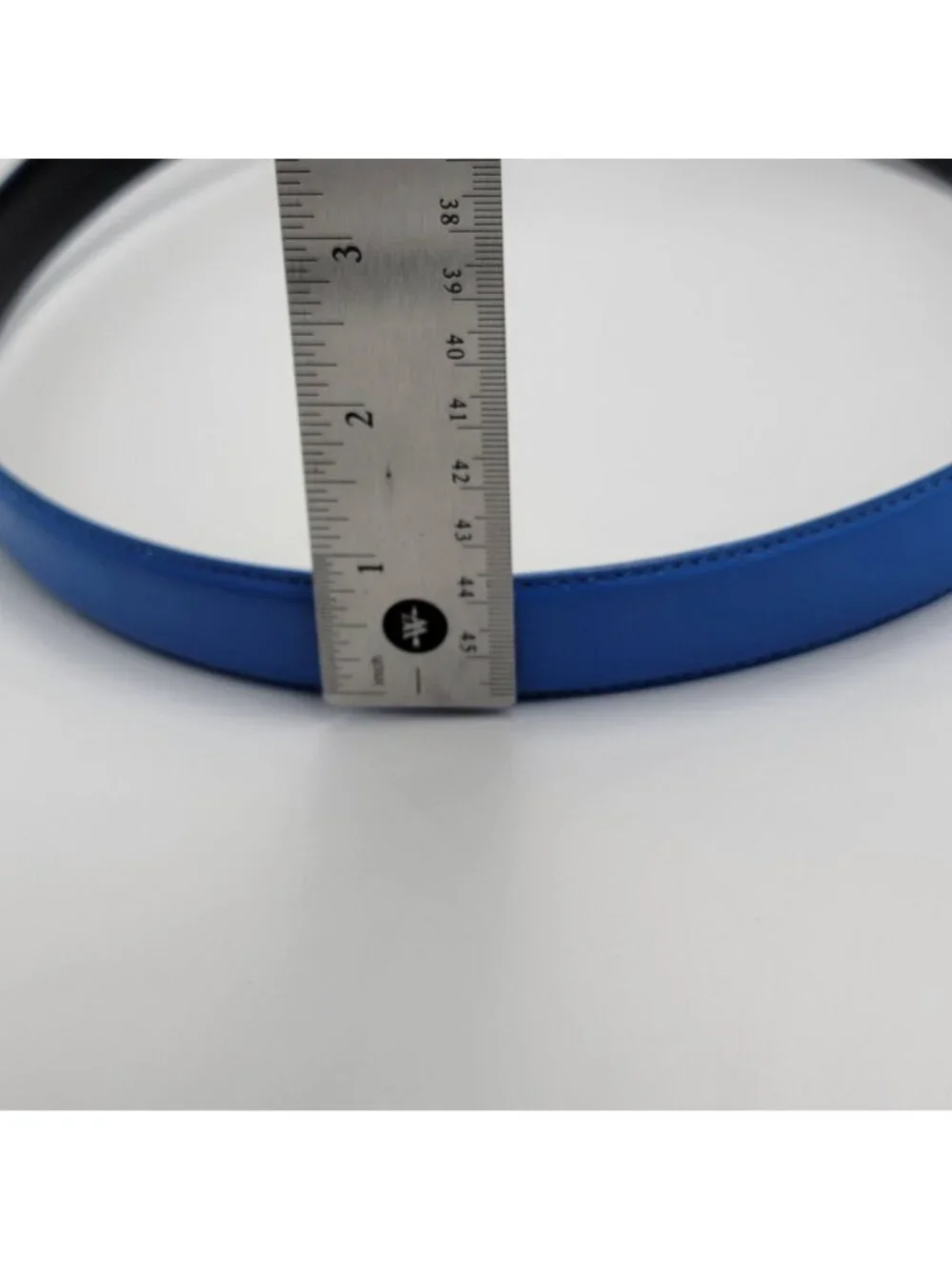 VTG 90S Blue Liz Claiborne Semi-Aniline Leather Belt With Gold Buckle - Medium S